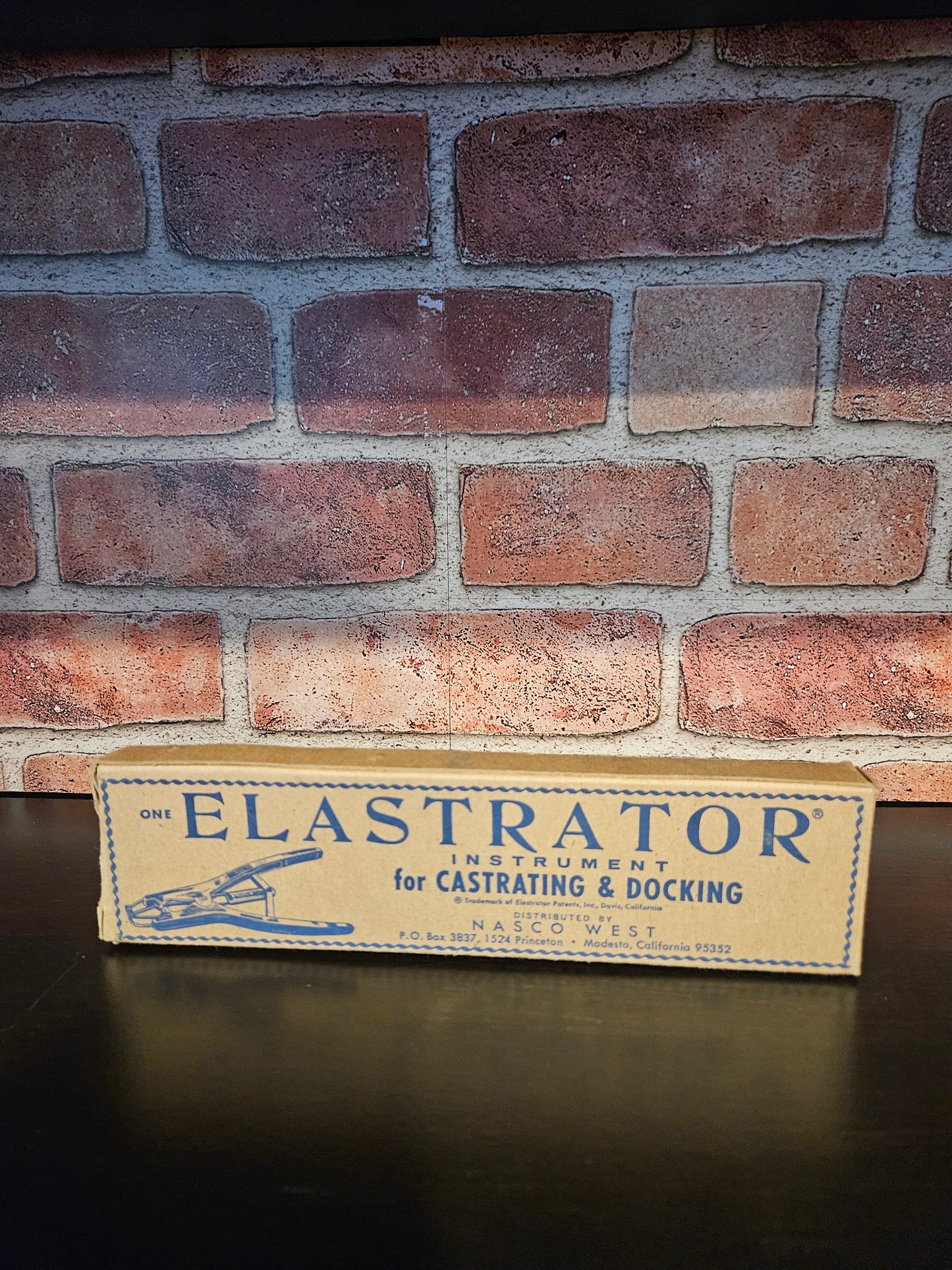 Vintage Elastrator Tool